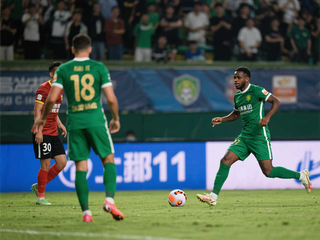 【中超】弗兰克与卡兰加联手破门 绿城战平英博1-1